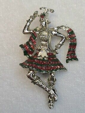 Vintage Scottish Highland Dancer Figural Brooch / Pin (#1082)